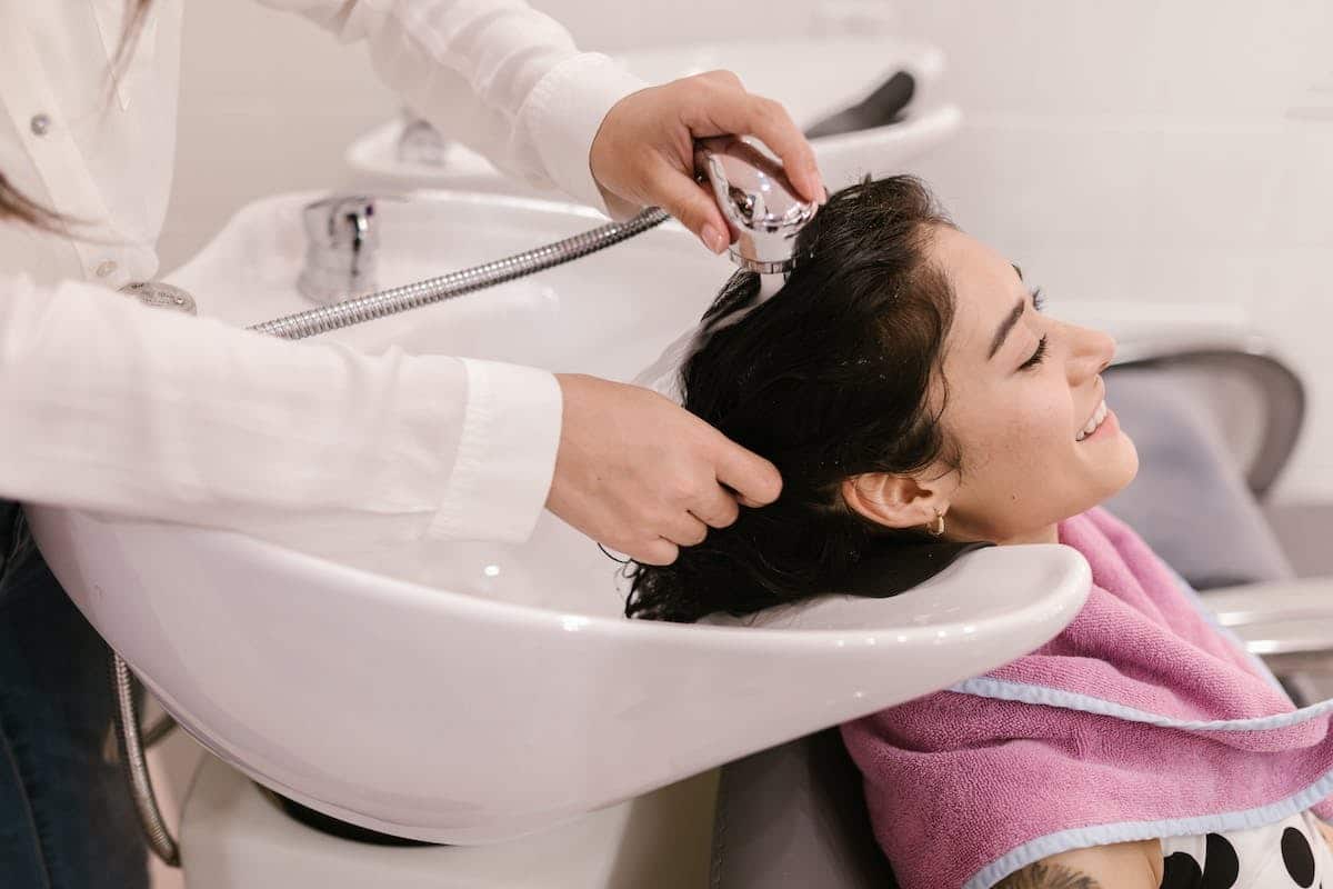 lavage cheveux